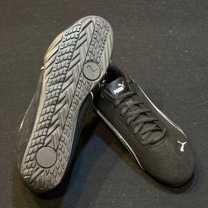 Brand new Puma Catch SD sneakers. US men’s size 10.5